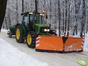 John Deere 5720