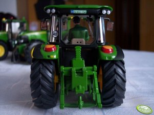 John Deere 5720