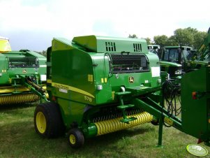 John Deere 578