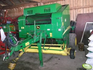 John Deere 578