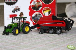 John Deere 5820 i CASE LBX 432