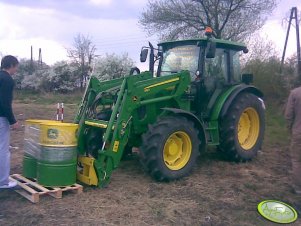 John Deere 5820 + ładowacz JD 583