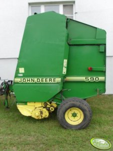 John Deere 590