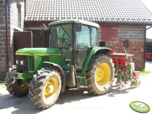 John Deere 6010