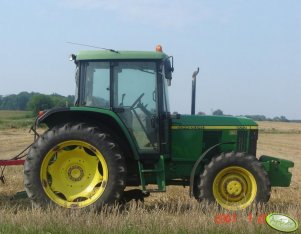 John Deere 6010