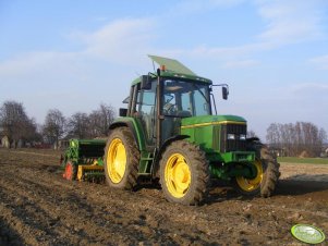 John Deere 6100 + Amazone i Hassia 2.5m