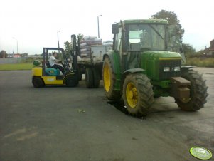 John Deere 6100