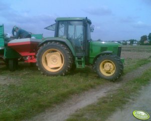 John Deere 6100