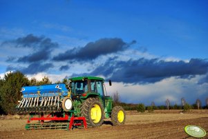 John Deere 6200 + AgroMasz AS 2,7 + Poznaniak