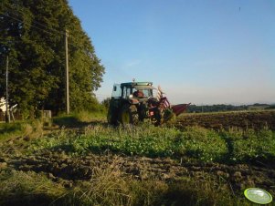 John Deere 6210 + Pług