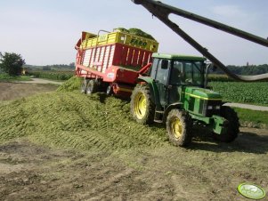 John Deere 6210
