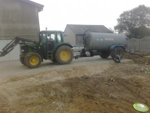 John Deere 6220