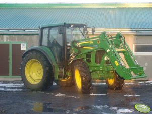 John Deere 6230