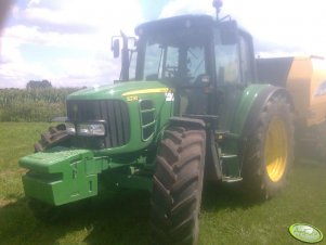 John Deere 6230