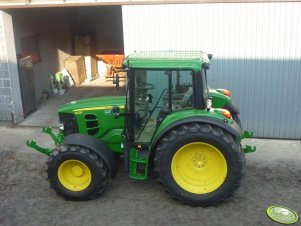 John Deere 6230