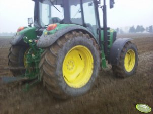 John Deere 6230 