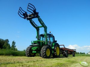 John Deere 6230