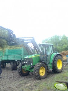 John Deere 6320