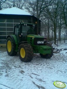 John Deere 6330