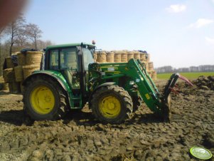 John Deere 6330