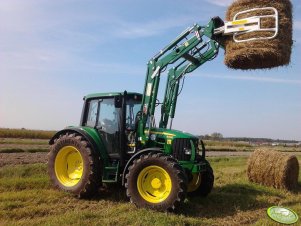 John Deere 6330 