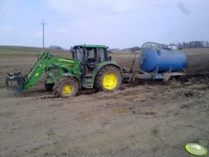 John Deere 6330