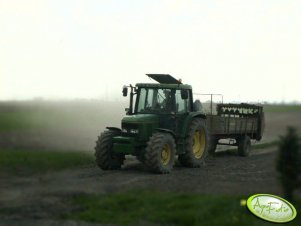 John Deere 6400 + Strautmann