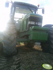 John Deere 6400