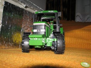 John Deere 6400