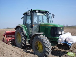 John Deere 6420