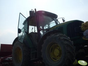 John Deere 6420