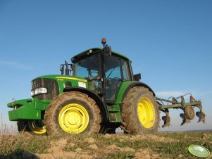 John Deere 6430 + pług 4x45