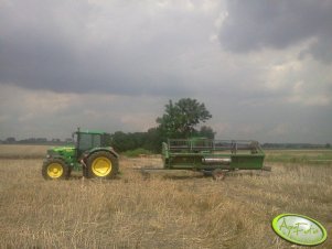 John Deere 6430 + wózek z hederem JD