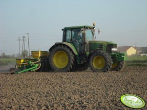 John Deere 6430