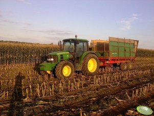 John Deere 6430