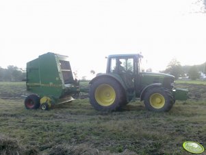 John Deere 6430