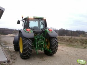 John Deere 6430