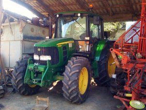 John Deere 6430