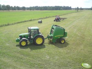 John Deere 6430 