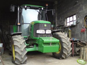 John Deere 6430