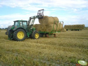 John Deere 6520 + tur 8