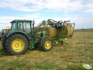 John Deere 6520 