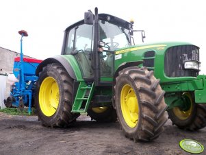 John Deere 6530 + Monosem