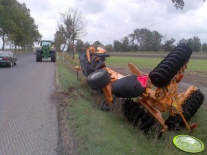 John Deere 6530