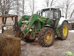 John Deere 6530