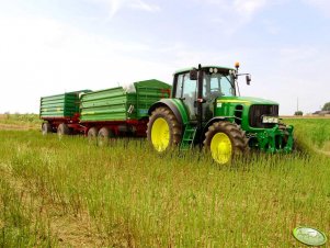 John Deere 6530