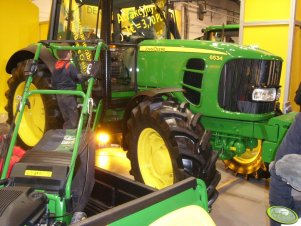 John Deere 6534
