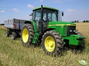 John Deere 6610 SE