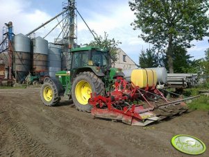 John Deere 6610