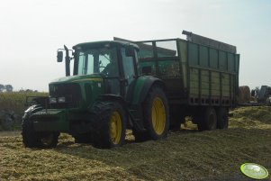 John Deere 6620 